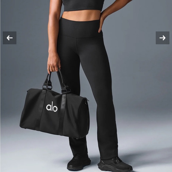 ALO Yoga Pants - ALO Airbrush High-Waist Bootcut Legging